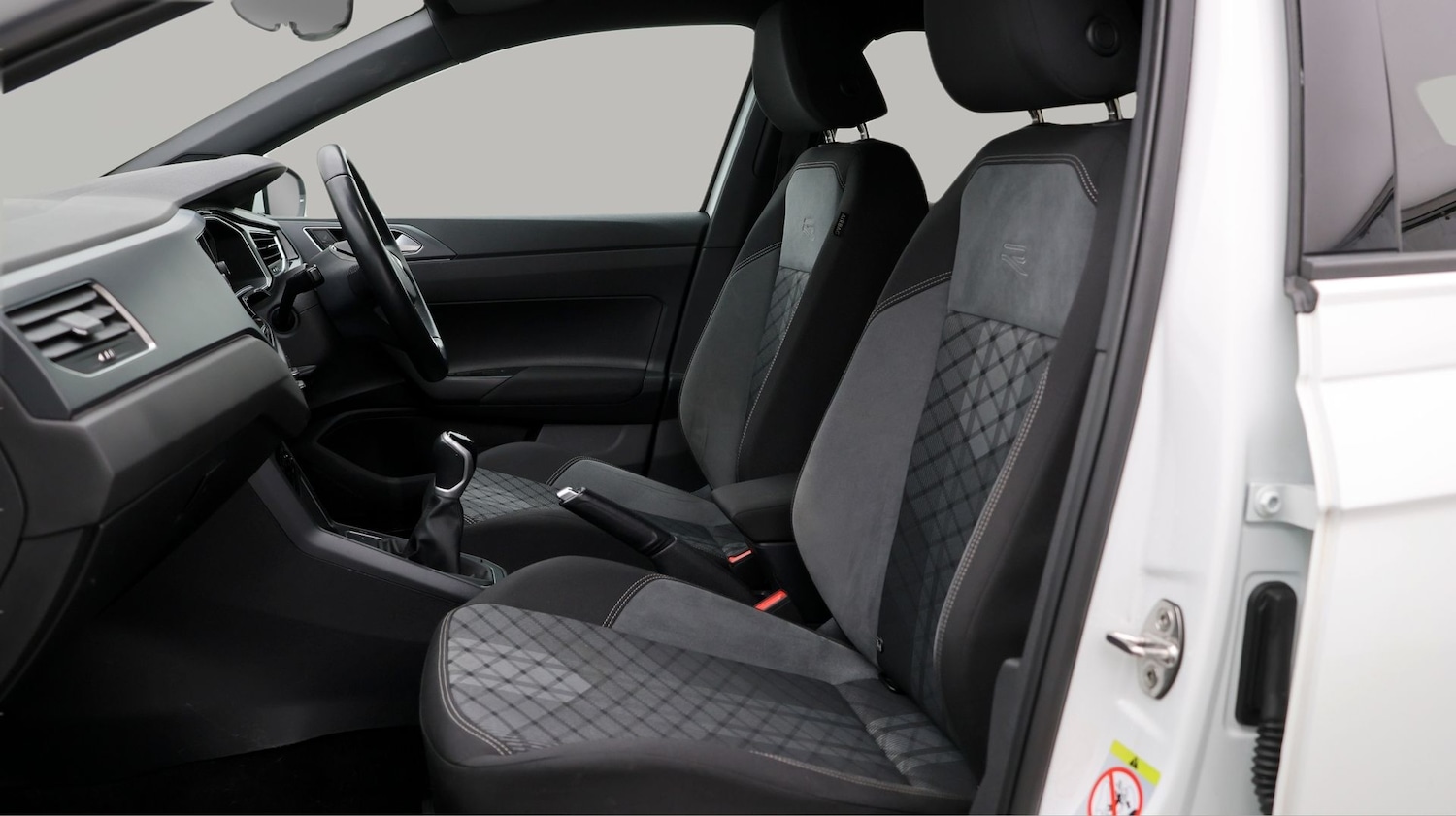 Used Volkswagen Polo 2023 for sale - 77501204: Photo 14