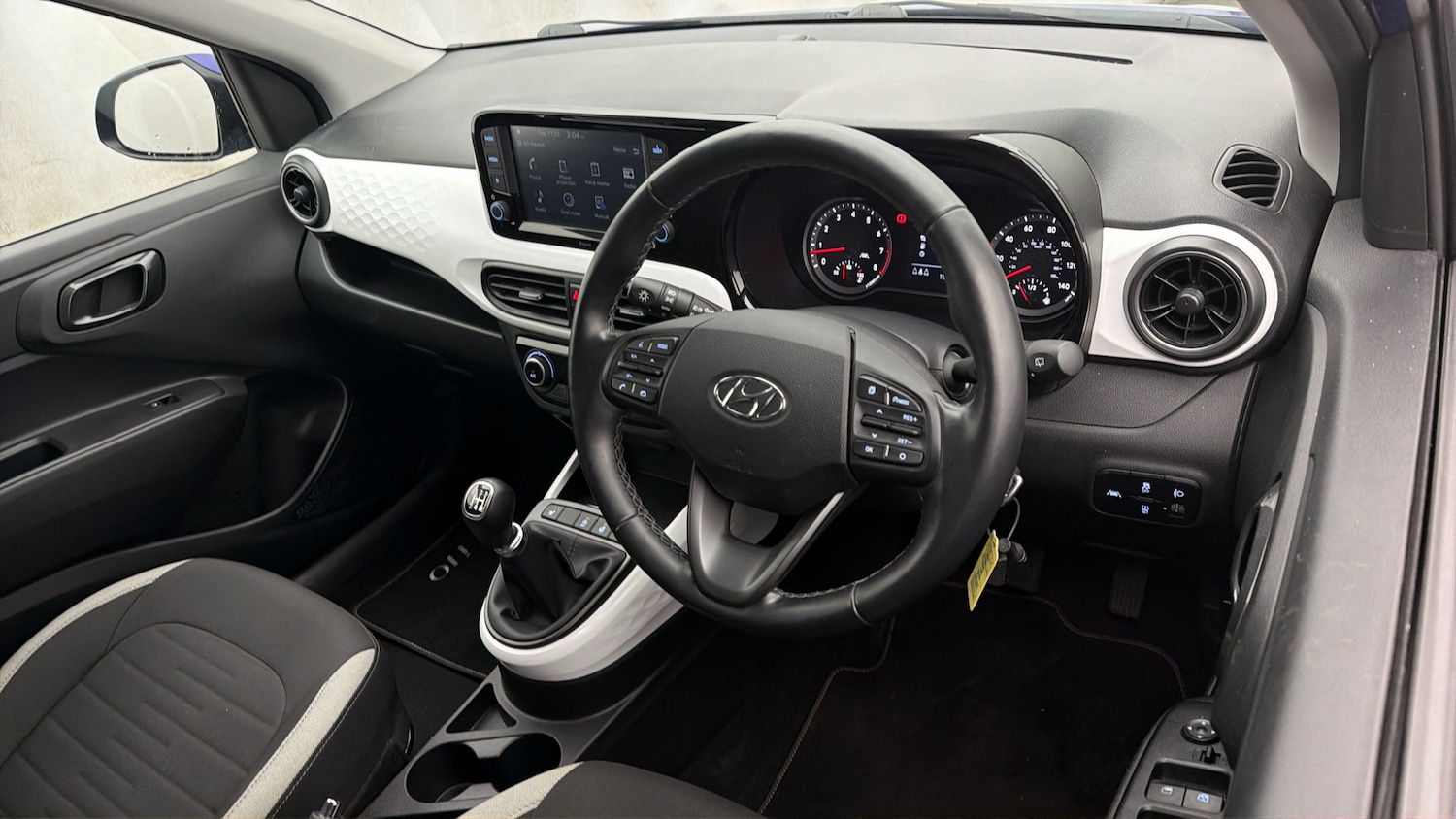 Used Hyundai i10 2022 for sale - 77921634: Photo 9