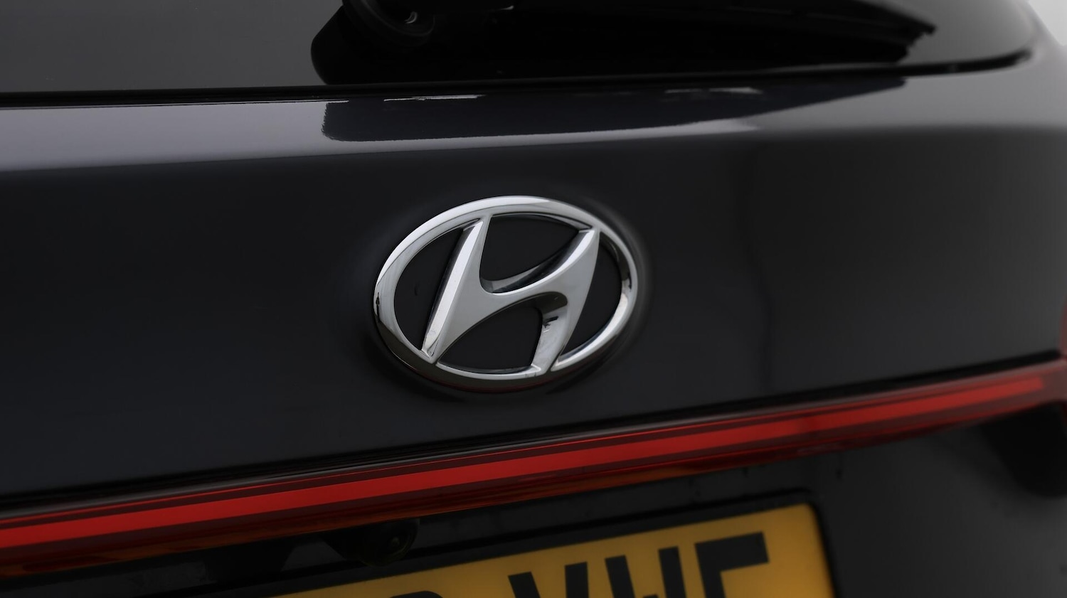 Used Hyundai Santa Fe 2022 for sale - 76137669: Photo 24