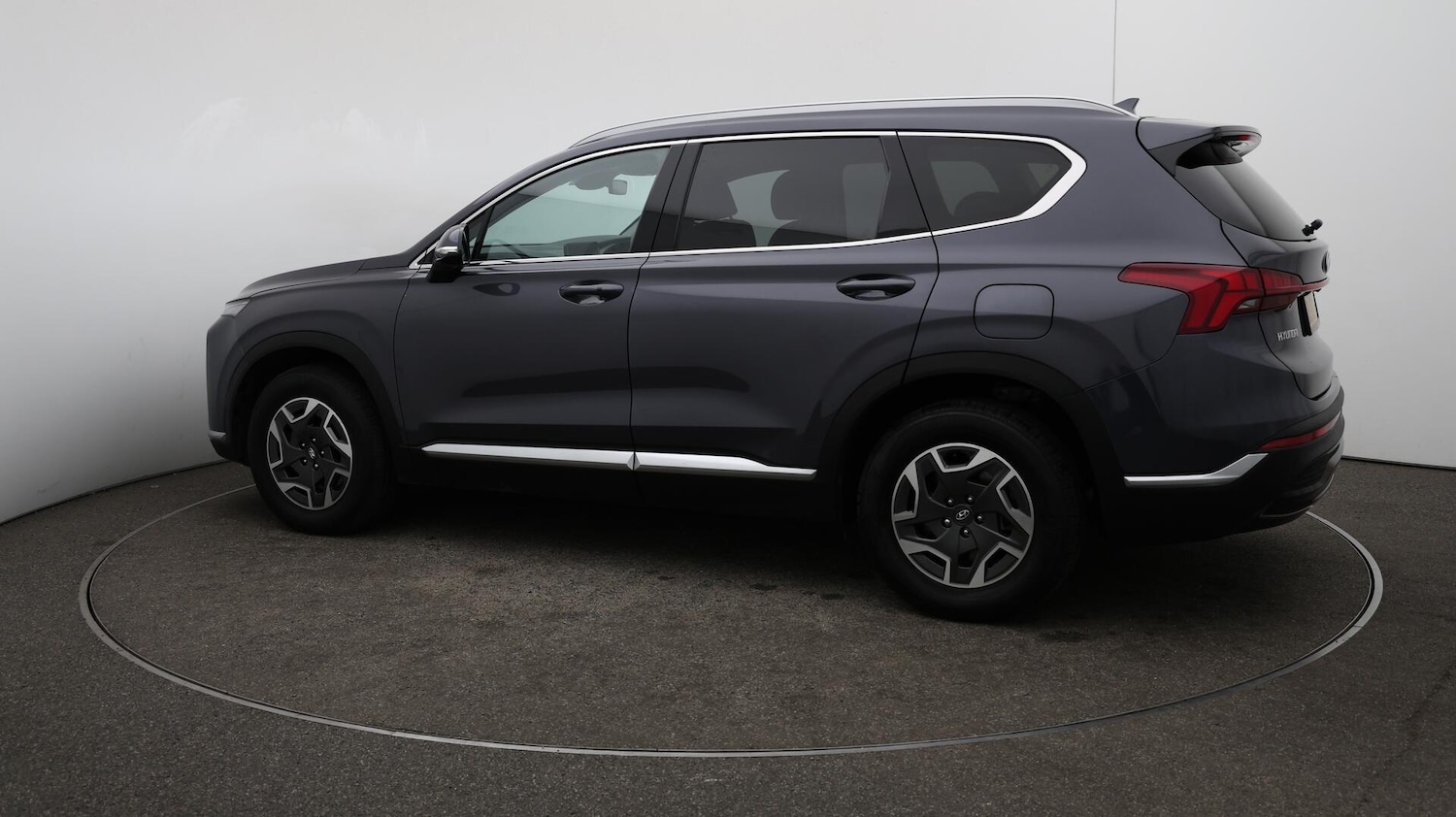 Used Hyundai Santa Fe 2022 for sale - 76137669: Photo 50