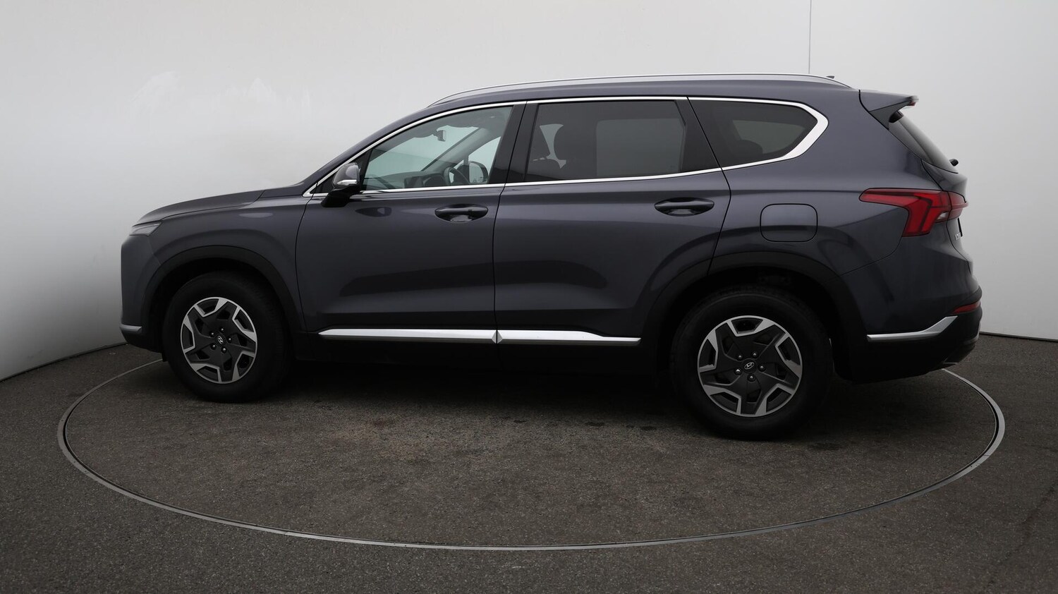Used Hyundai Santa Fe 2022 for sale - 76137669: Photo 61
