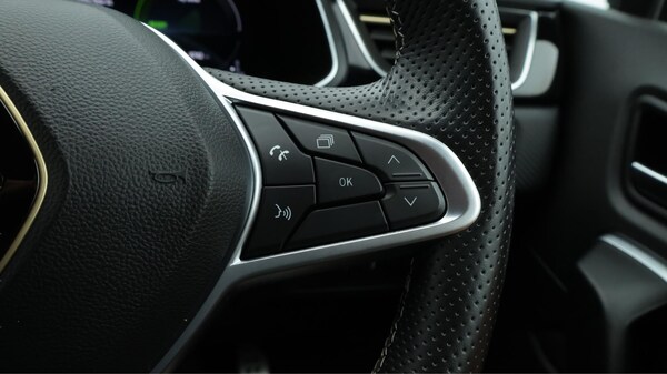 Used Renault Captur 2023 for sale - 75431616: Photo 24