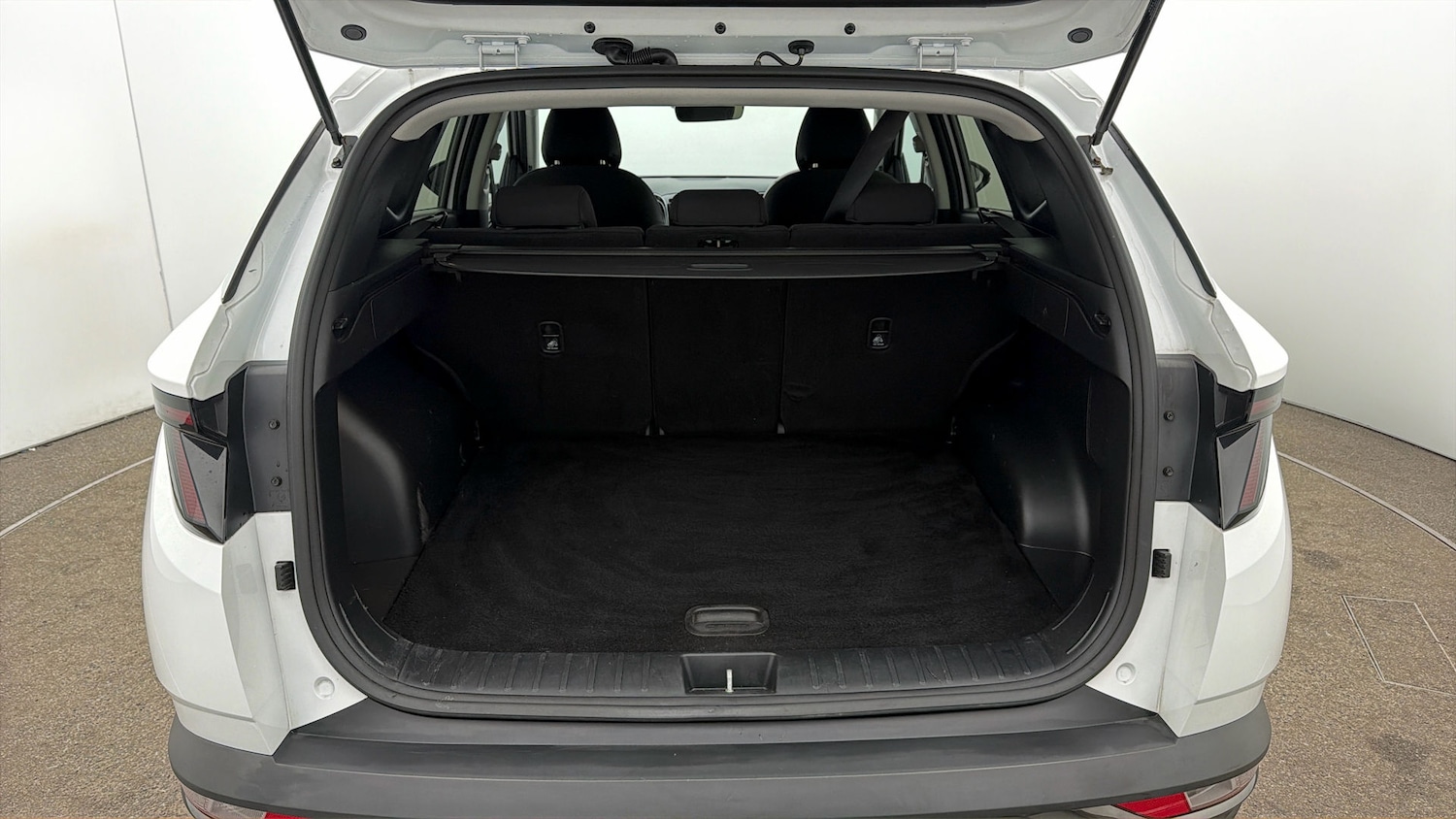 Used Hyundai TUCSON 2023 for sale - 78012901: Photo 16