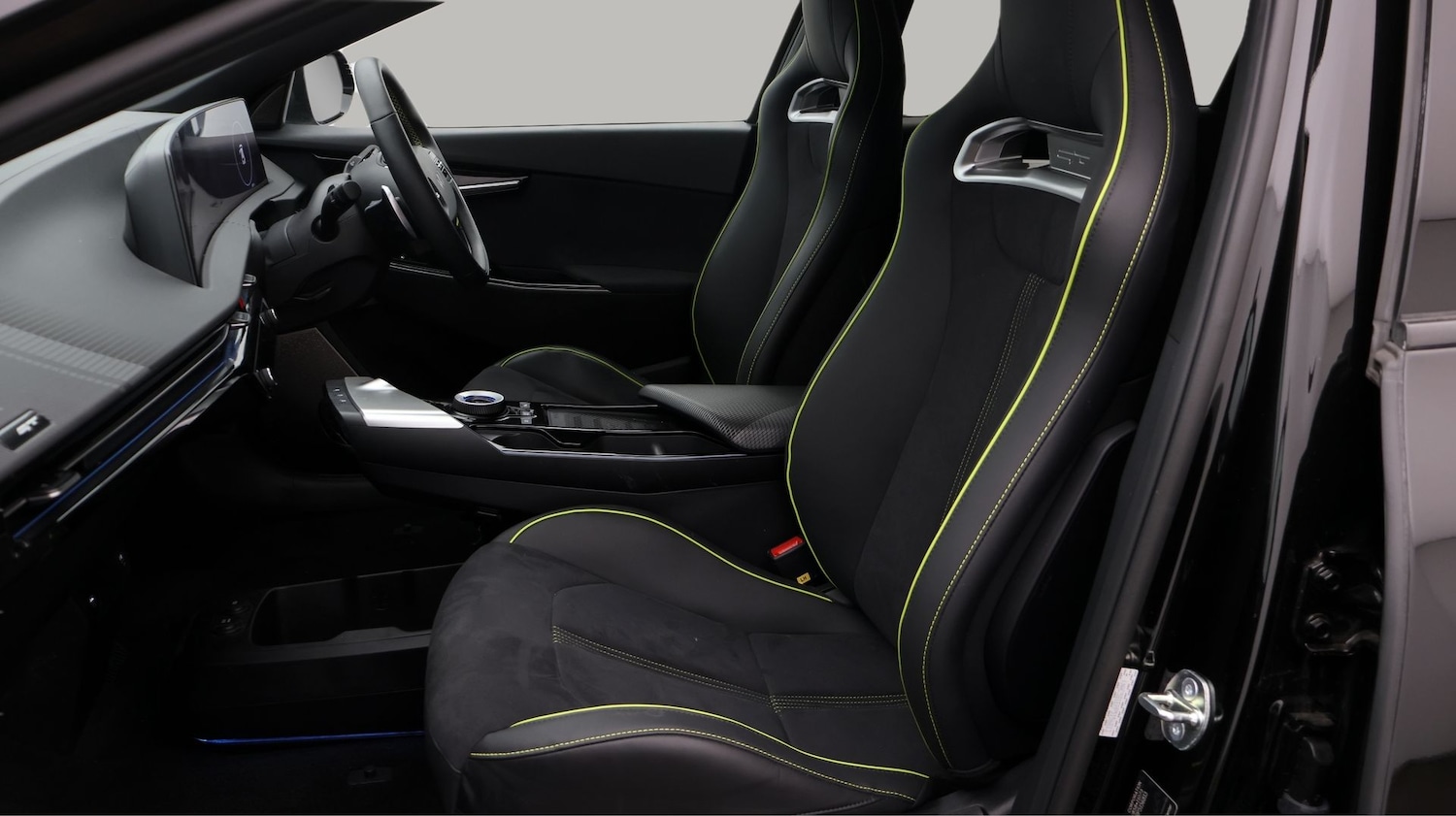 Used Kia EV6 2023 for sale - 77508708: Photo 14