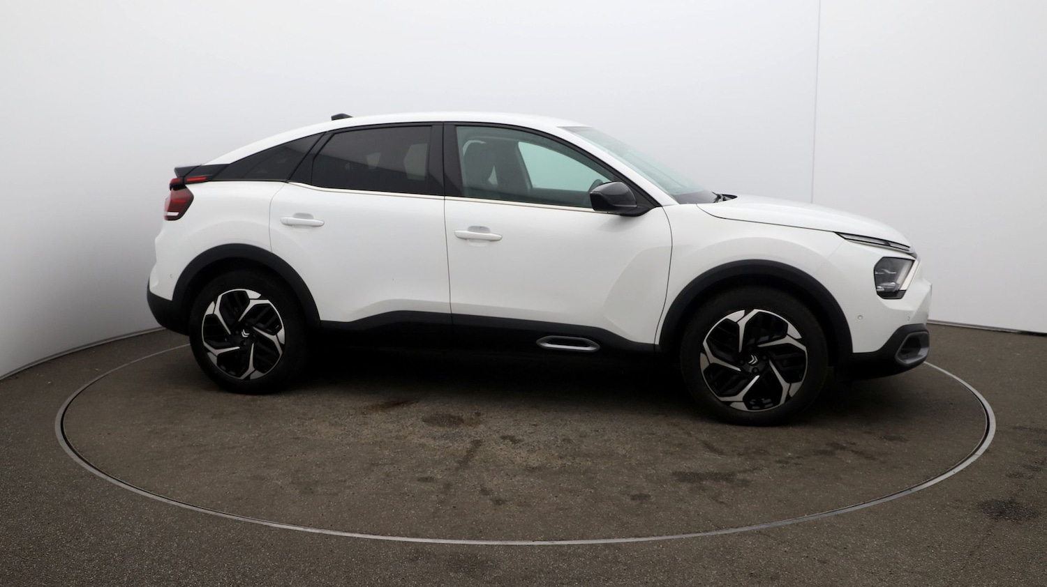 Used Citroen C4 2023 for sale - 76810319: Photo 39