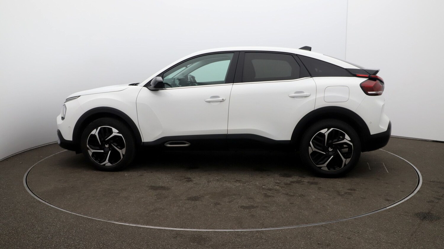 Used Citroen C4 2023 for sale - 76810319: Photo 57