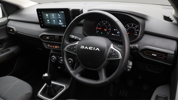Used Dacia Jogger 2024 for sale - 76318107: Photo 10