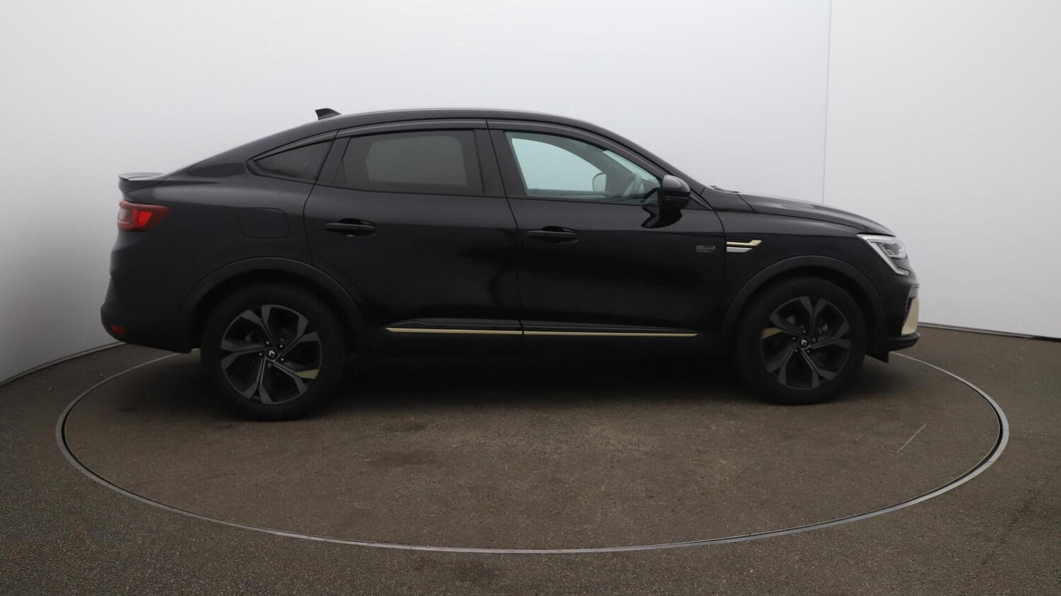 Used Renault Arkana 2023 for sale - 76099629: Photo 50