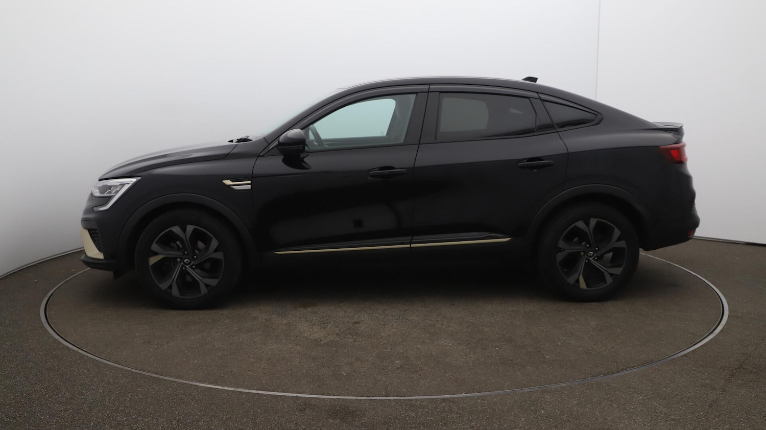 Used Renault Arkana 2023 for sale - 76099629: Photo 65
