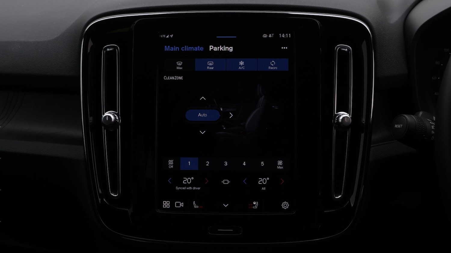 Used Volvo XC40 2022 for sale - 77392182: Photo 12