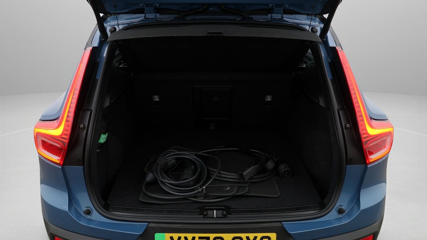 Used Volvo XC40 2022 for sale - 77392182: Photo 17