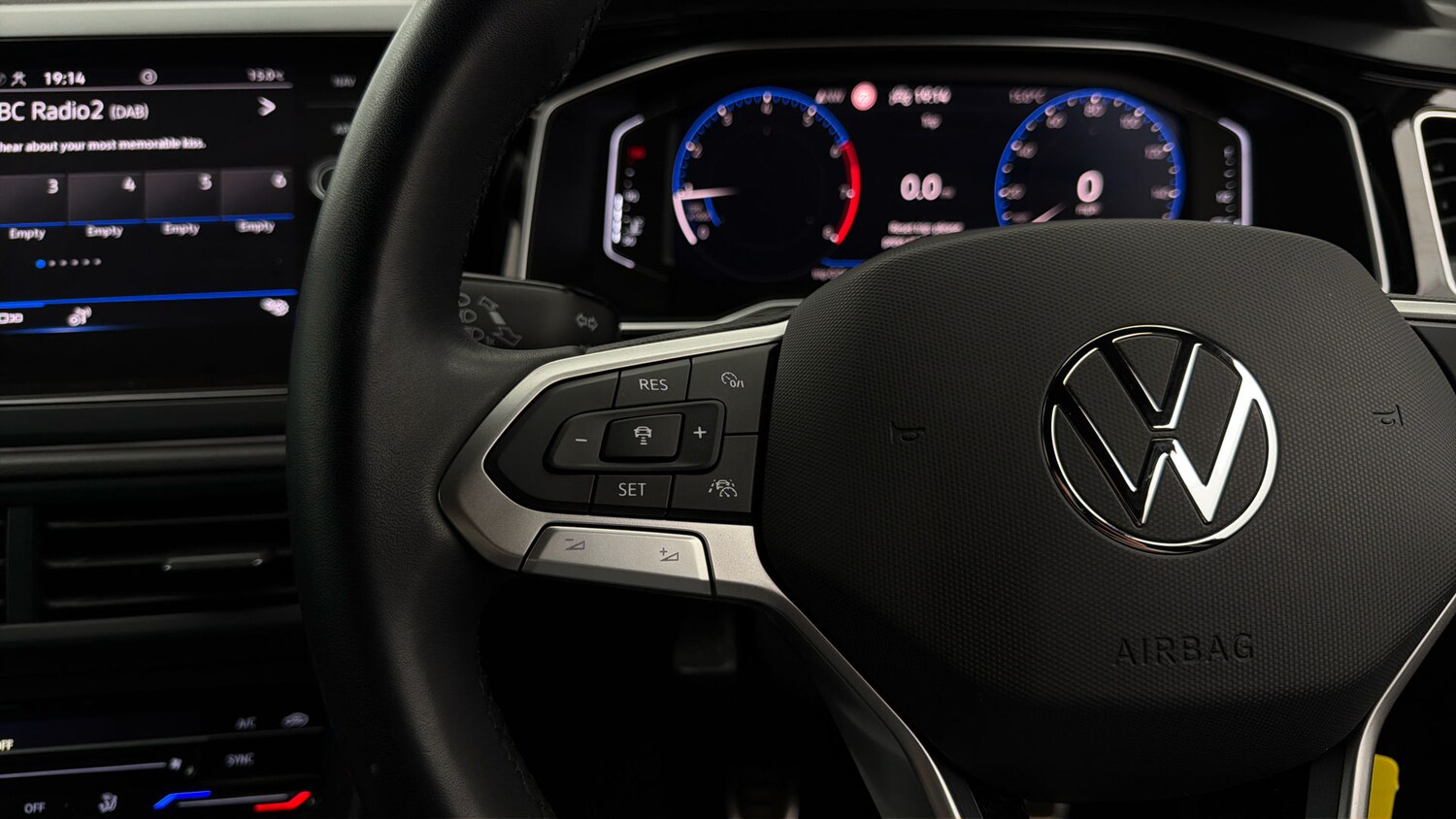 Used Volkswagen Polo 2023 for sale - 77997031: Photo 22