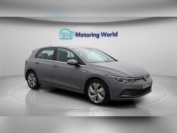 Used Volkswagen Golf 2023 for sale - 76109823: Photo 2