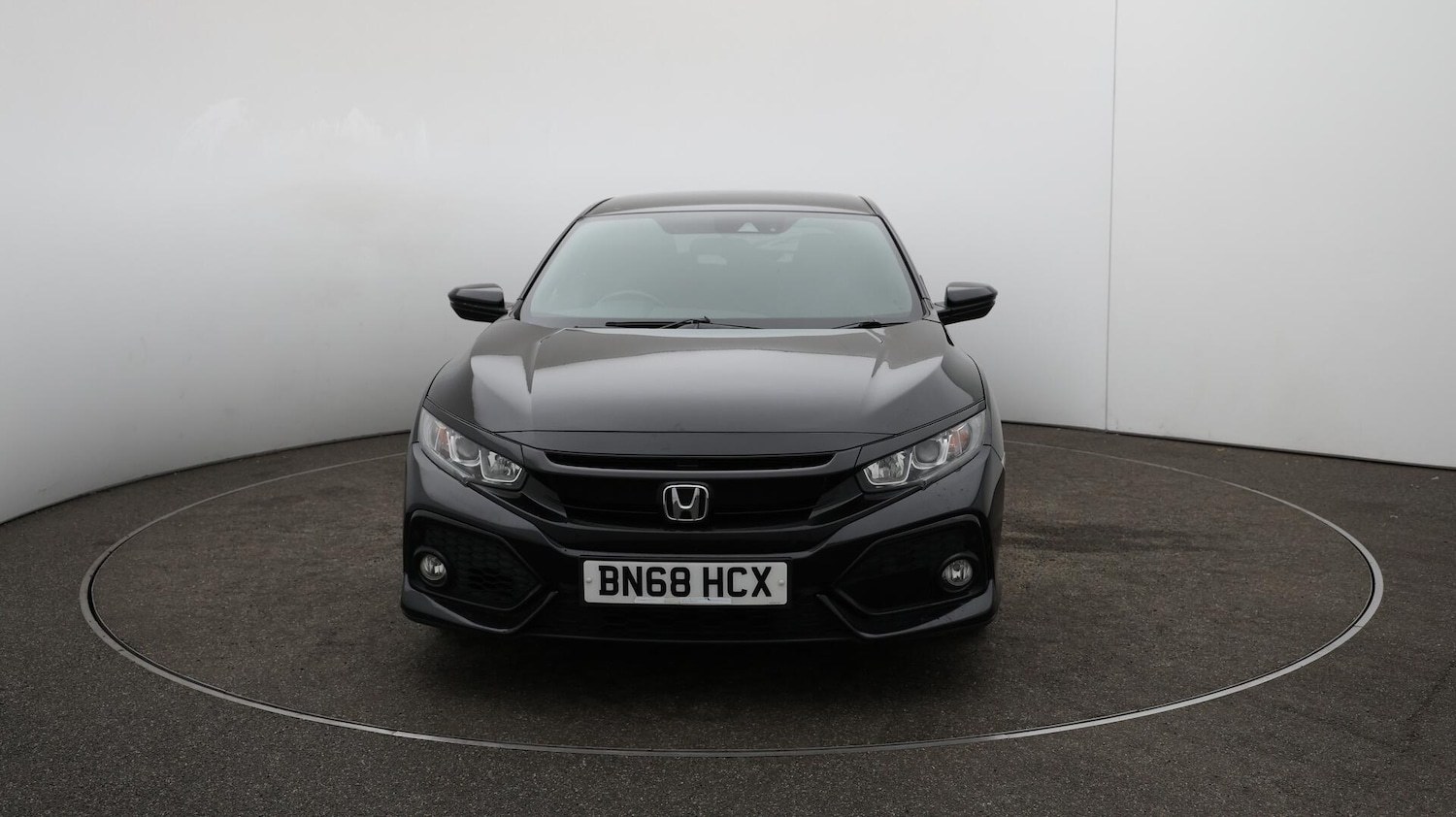 Used Honda Civic 2018 for sale - 76441170: Photo 38