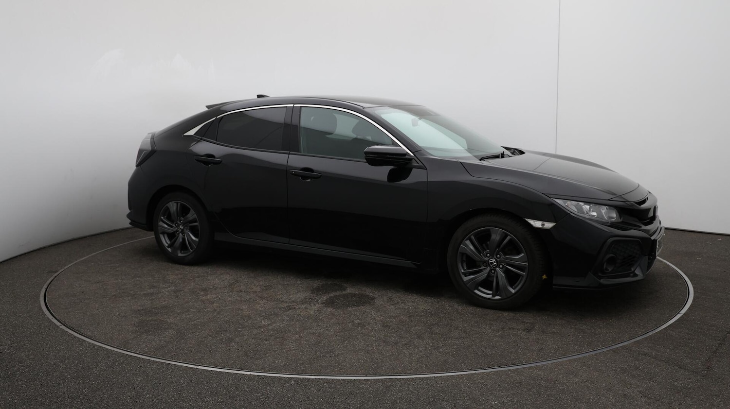Used Honda Civic 2018 for sale - 76441170: Photo 44