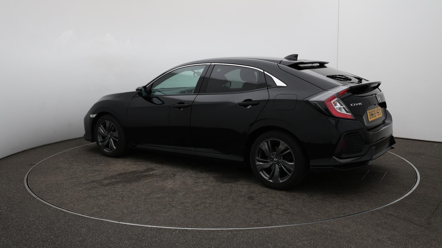 Used Honda Civic 2018 for sale - 76441170: Photo 62
