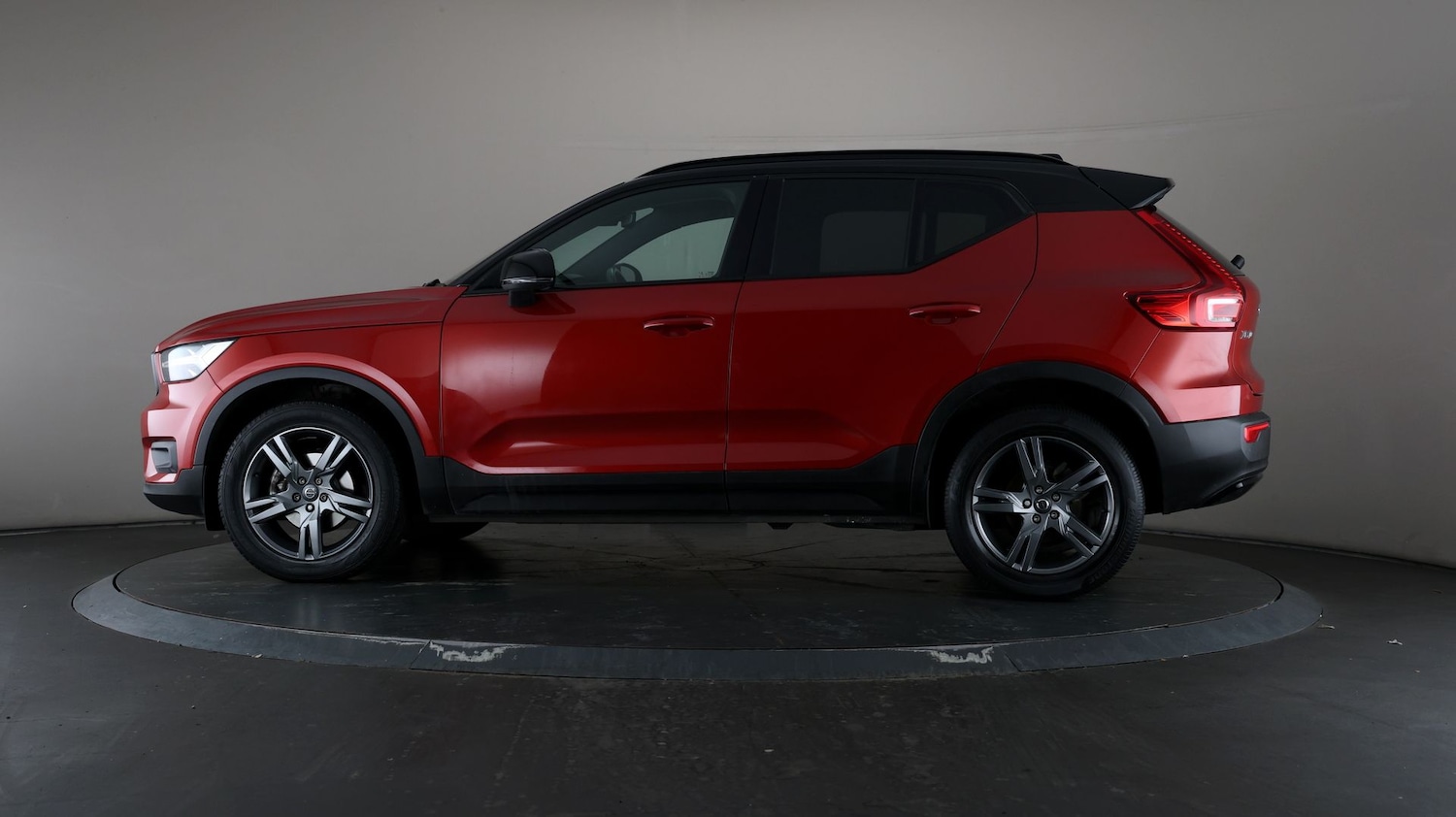 Used Volvo XC40 2020 for sale - 77103355: Photo 4