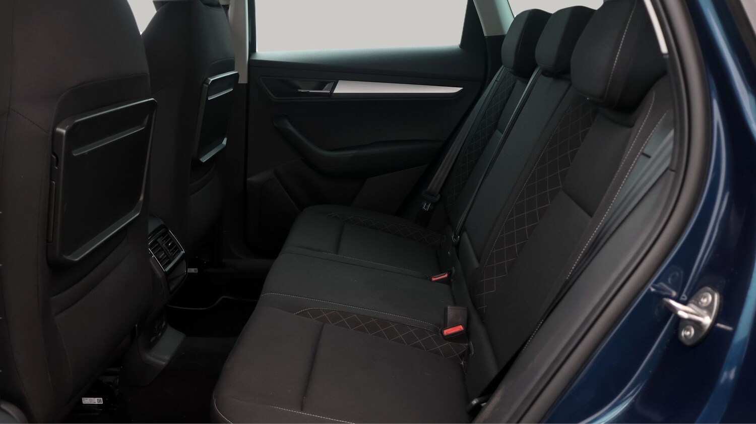 Used Skoda Karoq 2021 for sale - 77220369: Photo 16