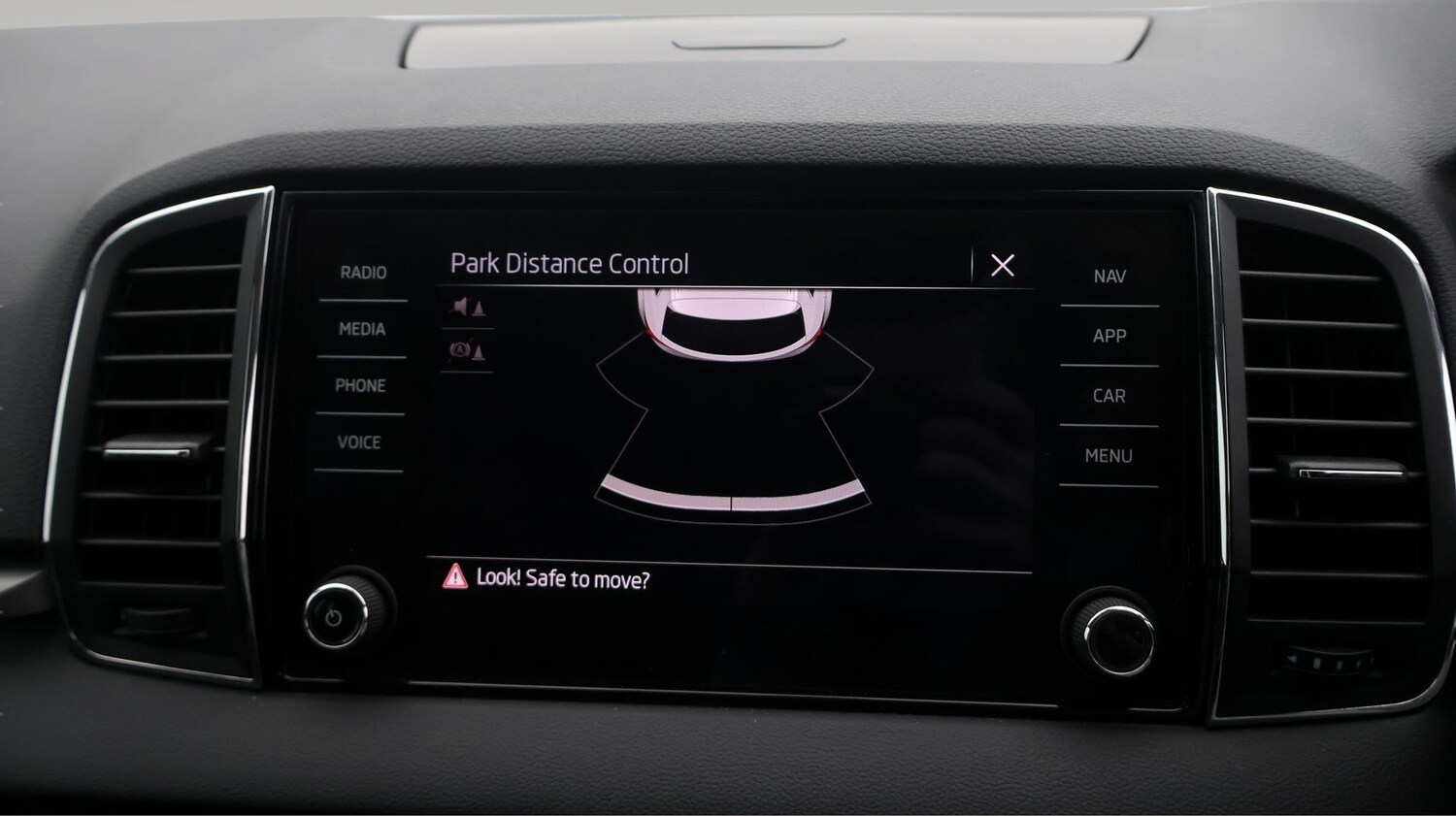 Used Skoda Karoq 2021 for sale - 77220369: Photo 24