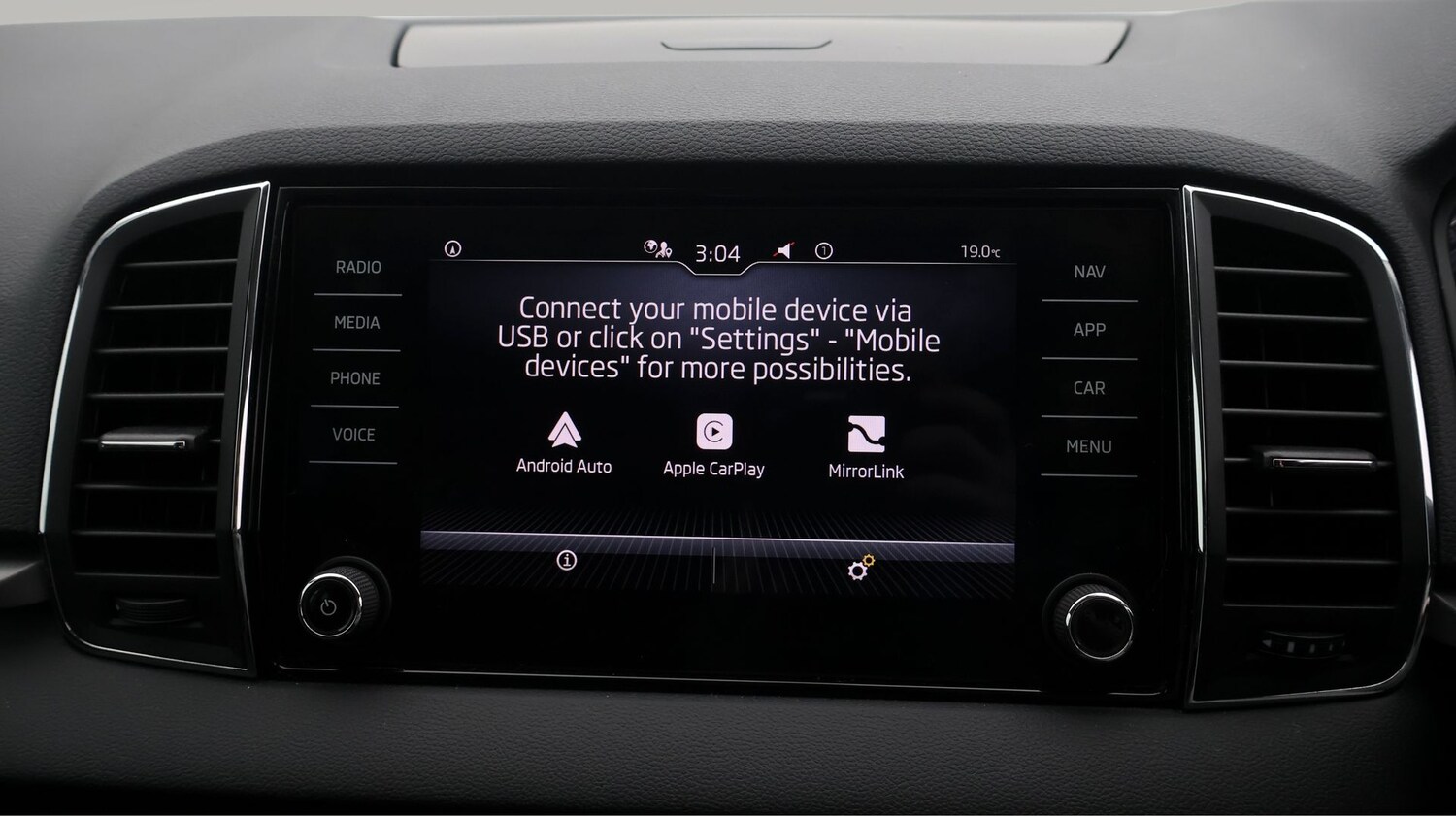 Used Skoda Karoq 2021 for sale - 77220369: Photo 25