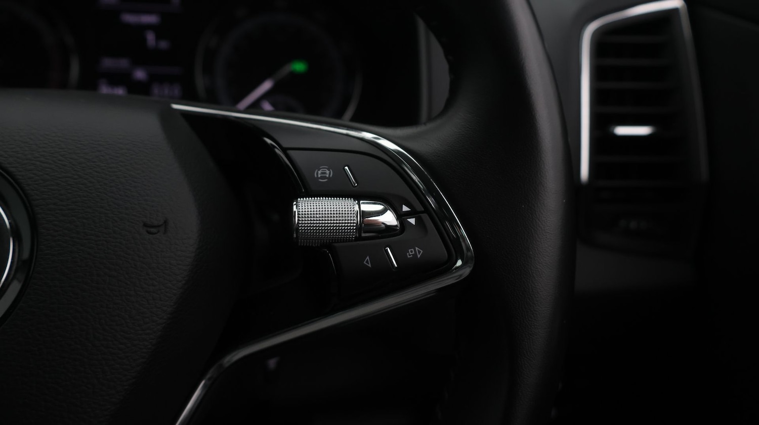 Used Skoda Karoq 2021 for sale - 77220369: Photo 26