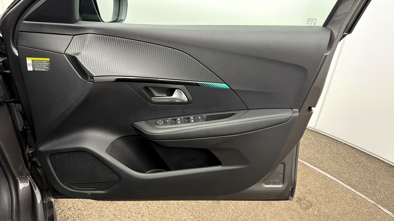 Used Peugeot 208 2023 for sale - 77962080: Photo 14