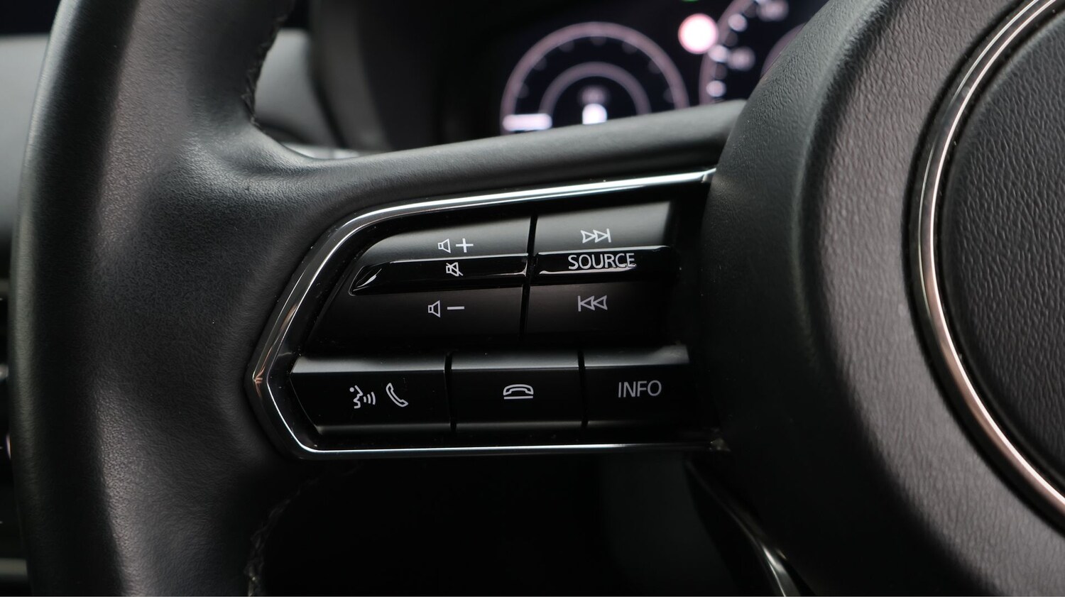 Used Mazda CX-60 2024 for sale - 77247513: Photo 25