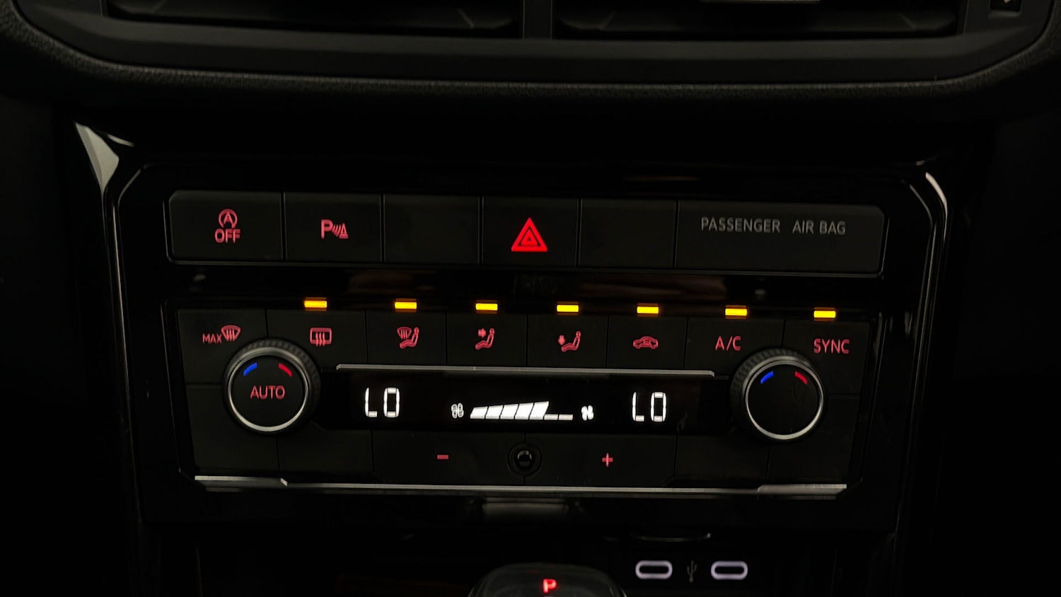 Used Volkswagen T-Cross 2021 for sale - 77945605: Photo 11