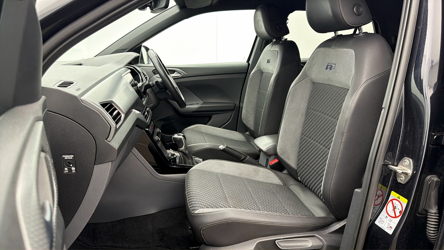 Used Volkswagen T-Cross 2021 for sale - 77945605: Photo 13