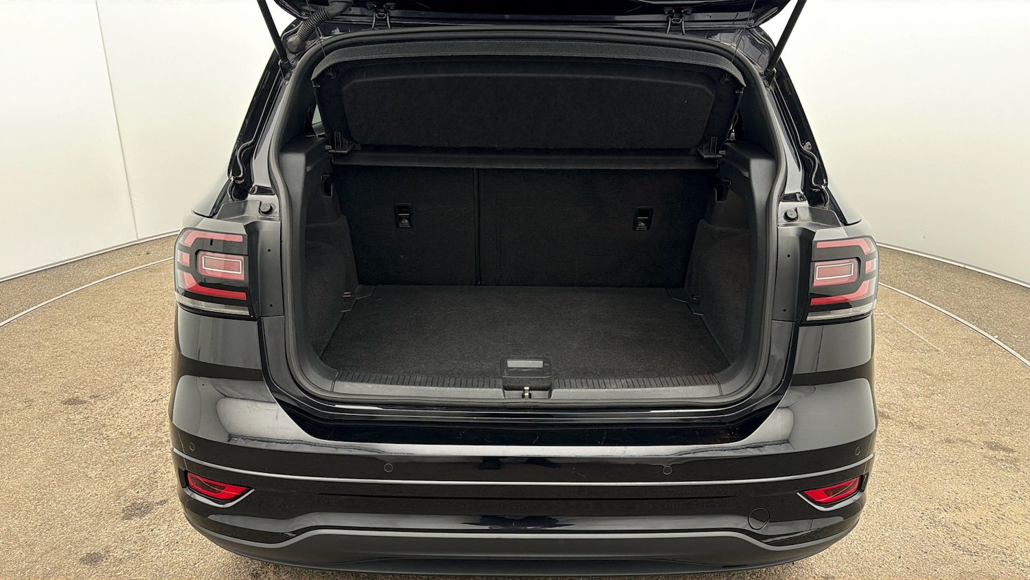 Used Volkswagen T-Cross 2021 for sale - 77945605: Photo 16