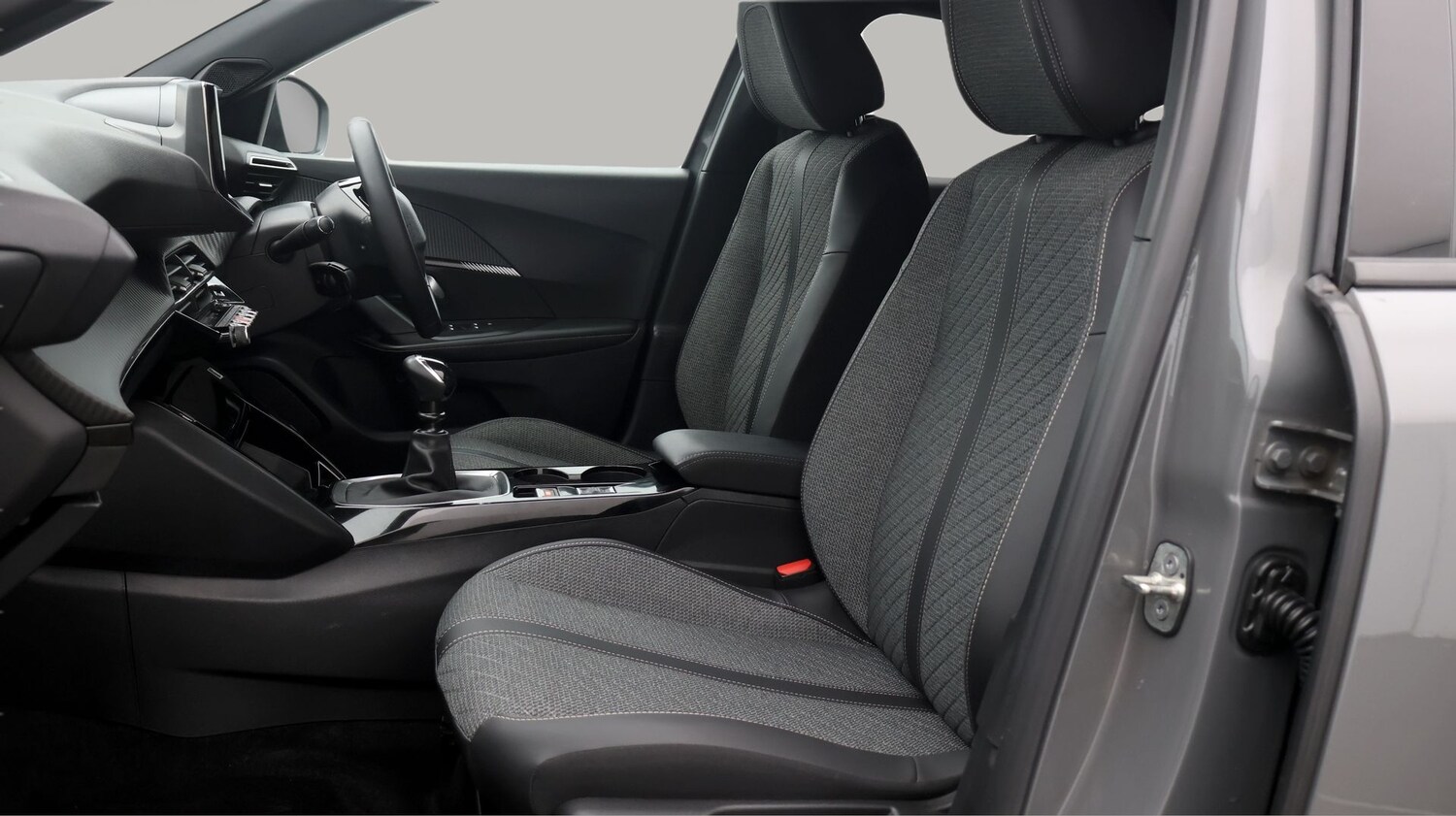 Used Peugeot 2008 2023 for sale - 78166149: Photo 14