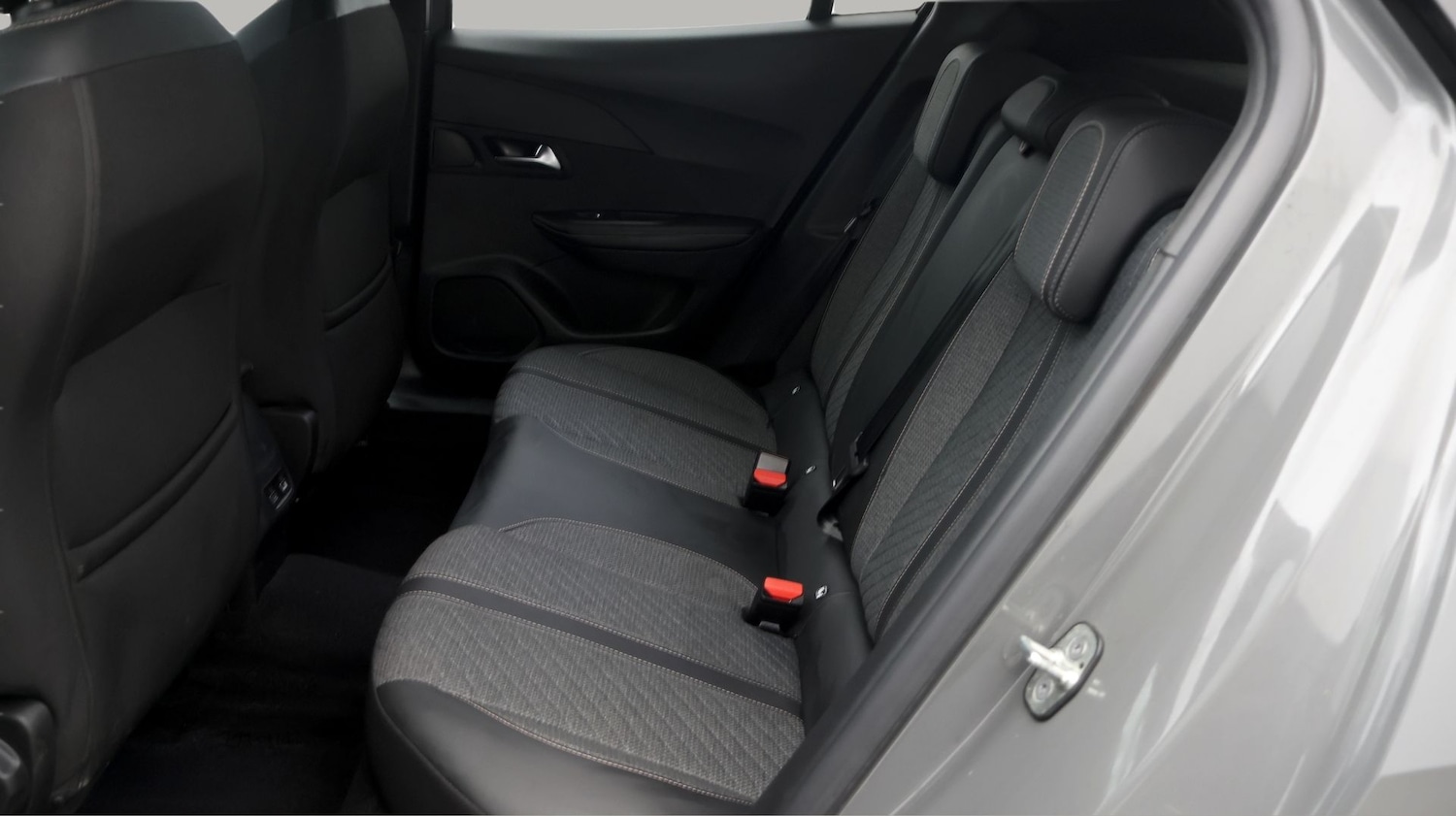 Used Peugeot 2008 2023 for sale - 78166149: Photo 16