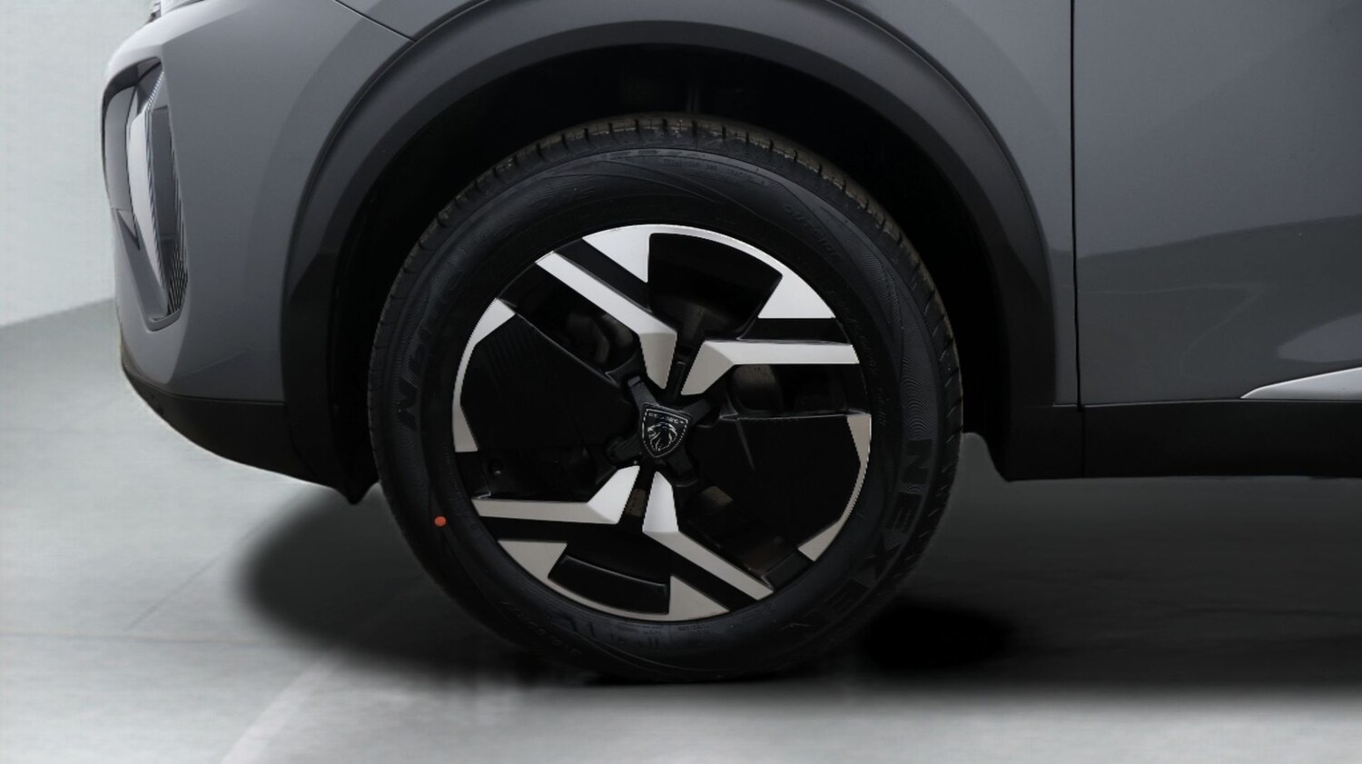 Used Peugeot 2008 2023 for sale - 78166149: Photo 18