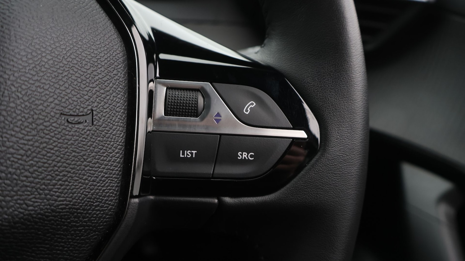 Used Peugeot 2008 2023 for sale - 78166149: Photo 25