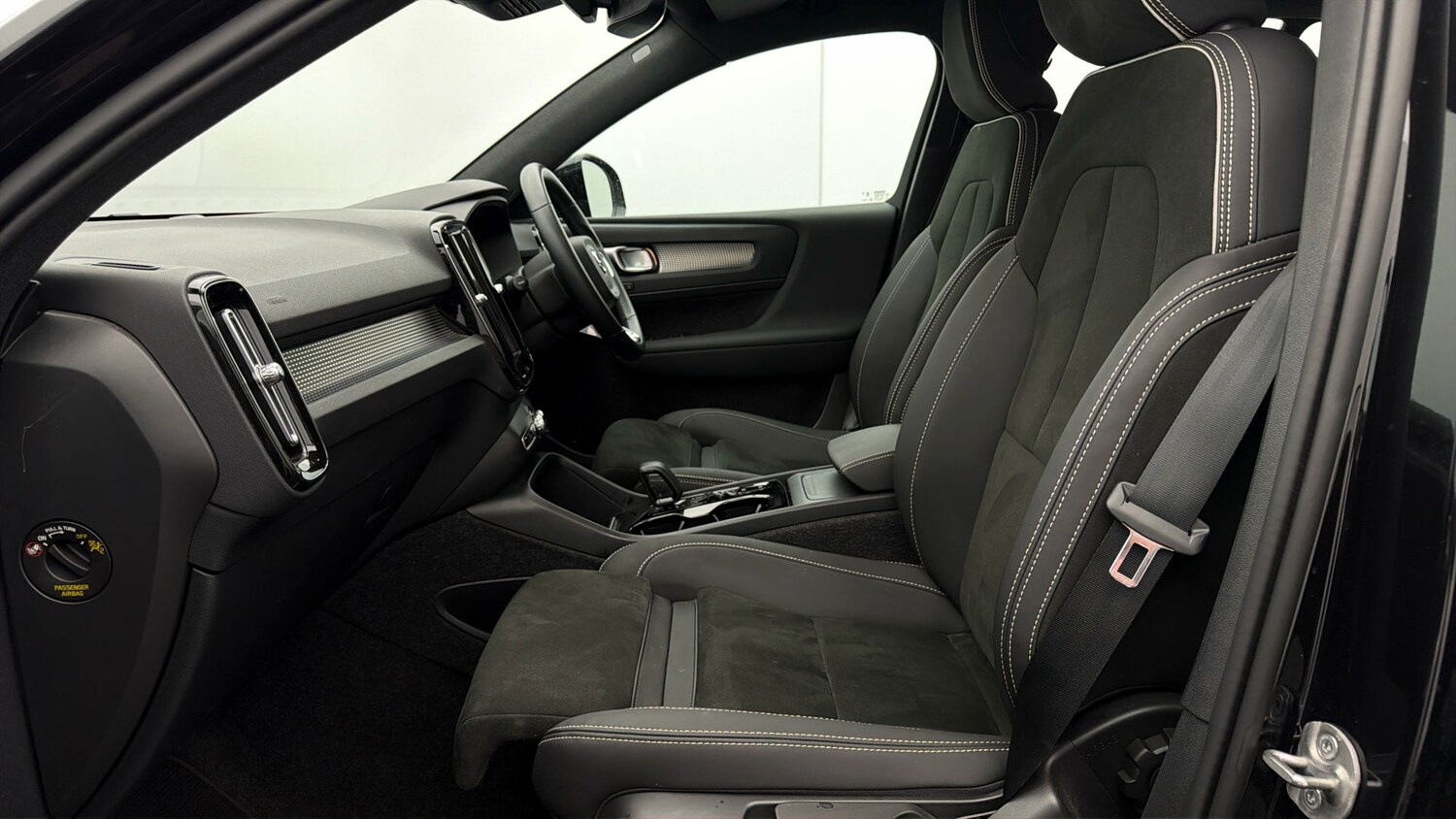 Used Volvo XC40 for sale - 78163745: Photo 13