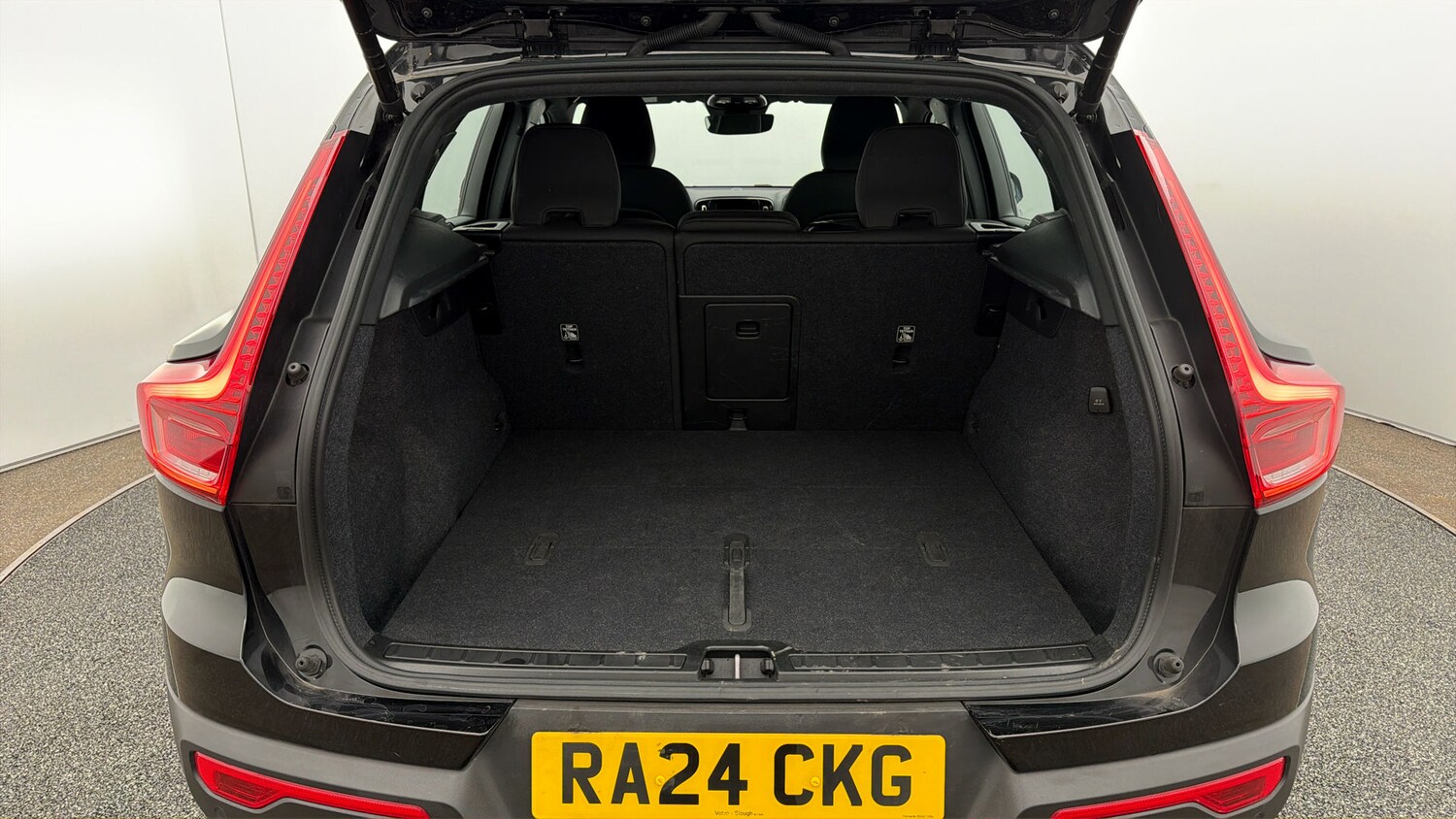Used Volvo XC40 for sale - 78163745: Photo 16