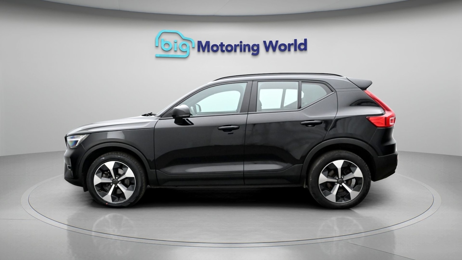 Used Volvo XC40 for sale - 78163745: Photo 4