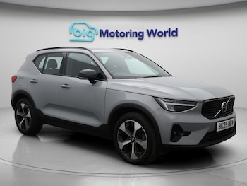(25) - 2.0 B4 MHEV Plus SUV 5dr Petrol Hybrid DCT Auto Euro 6 (s/s) (197 ps)