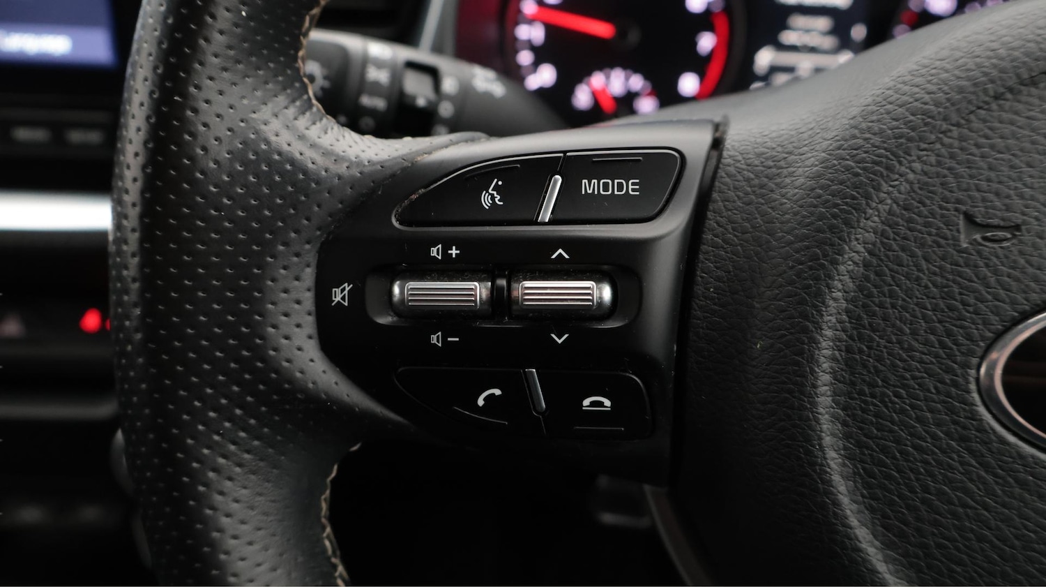 Used Kia Stonic 2021 for sale - 76158479: Photo 24