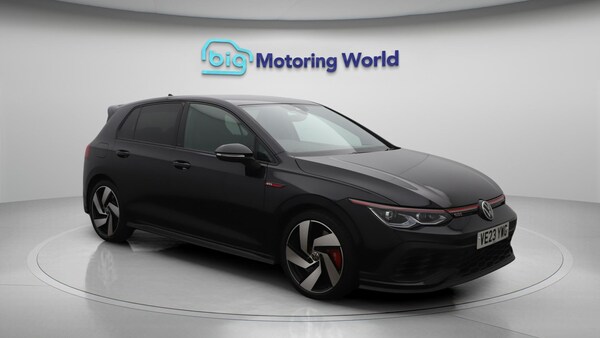 Used Volkswagen Golf 2023 for sale - 75430676: Photo 2