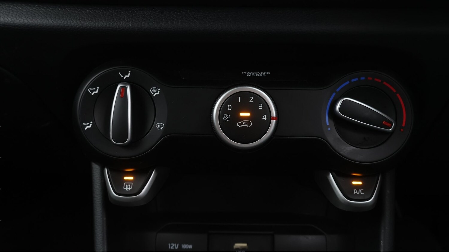 Used Kia Picanto 2023 for sale - 77628008: Photo 12