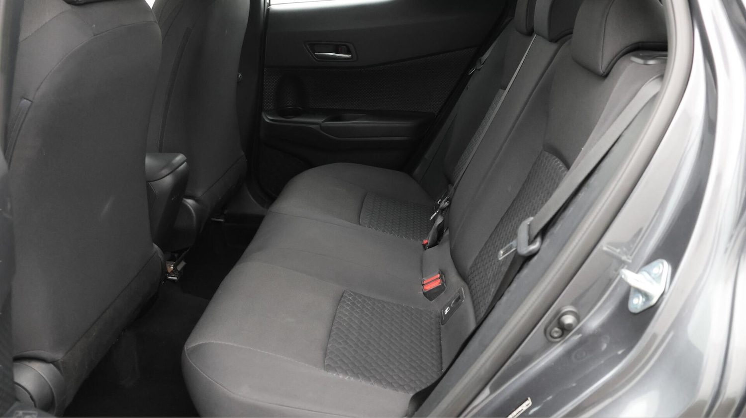 Used Toyota C-HR 2022 for sale - 76659135: Photo 17