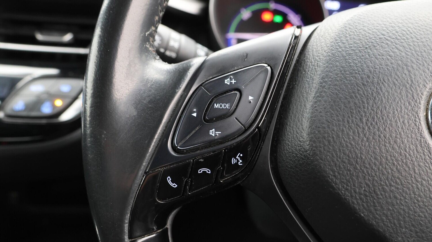 Used Toyota C-HR 2022 for sale - 76659135: Photo 24