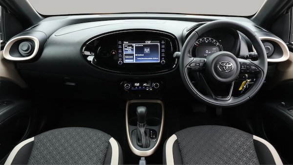 Used Toyota Aygo X 2023 for sale - 75658508: Photo 14