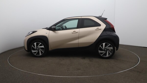 Used Toyota Aygo X 2023 for sale - 75658508: Photo 64