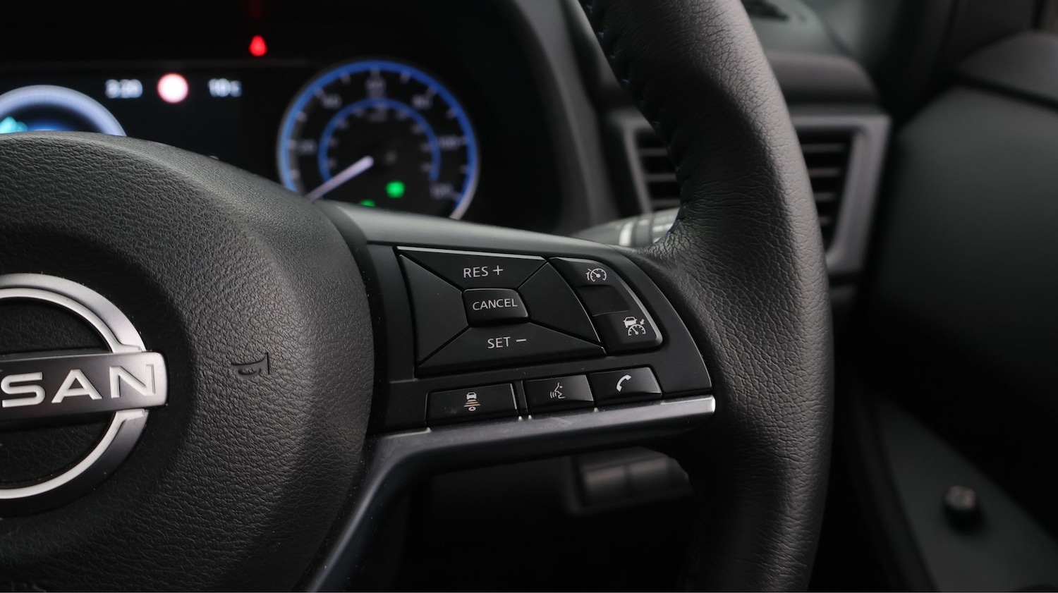 Used Nissan Leaf 2022 for sale - 77264786: Photo 24