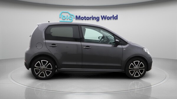 Used Volkswagen up! 2022 for sale - 76084729: Photo 9