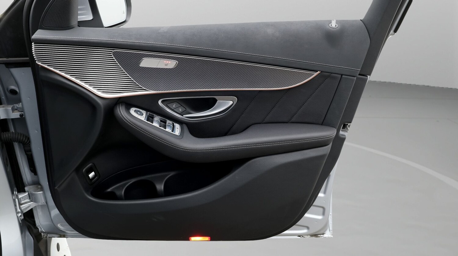 Used Mercedes-Benz EQC 2023 for sale - 77181686: Photo 15