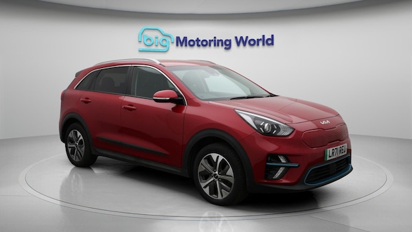 Used Kia Niro 2021 for sale - 76283920: Photo 2
