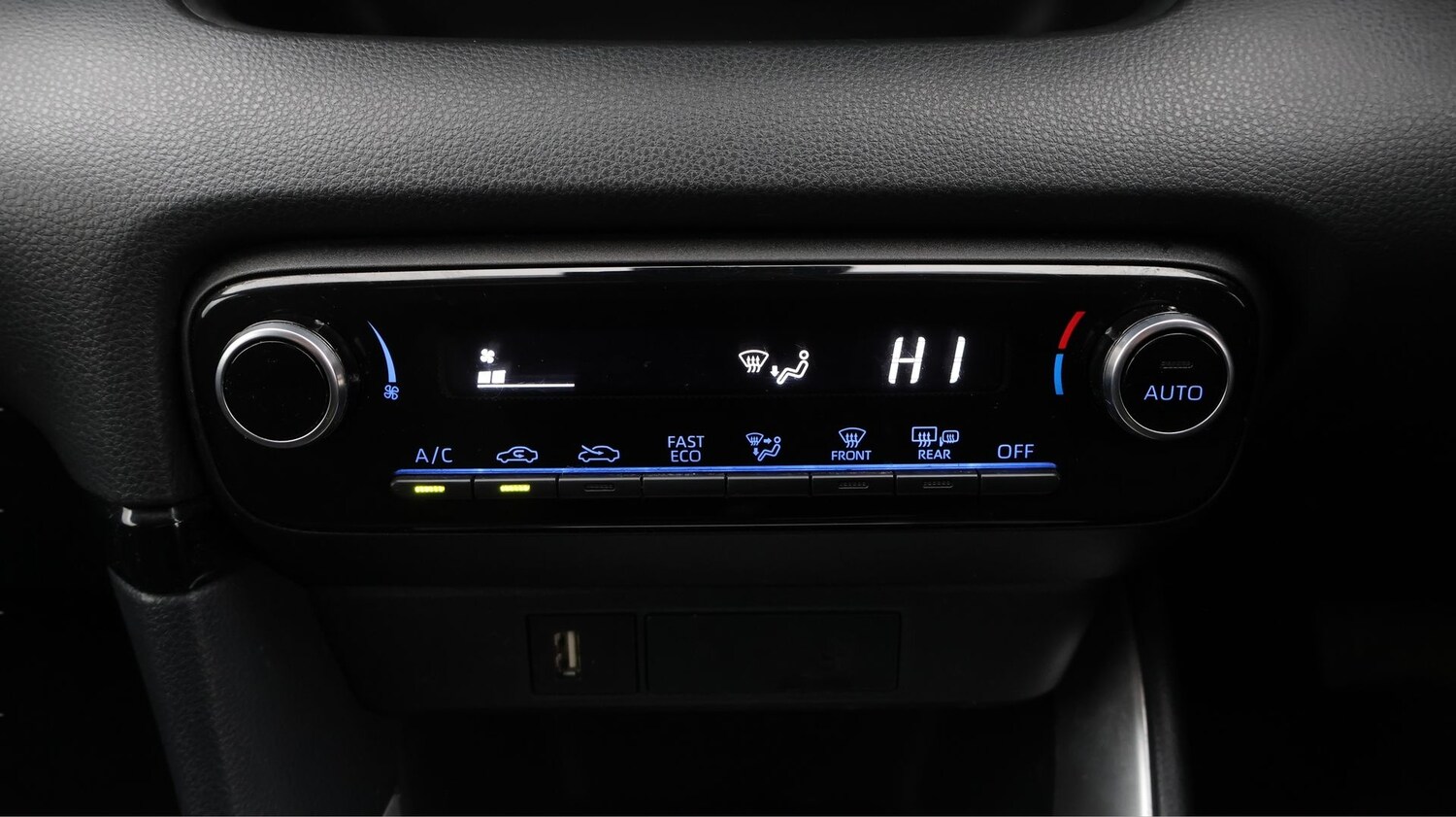 Used Toyota Yaris for sale - 77220945: Photo 12